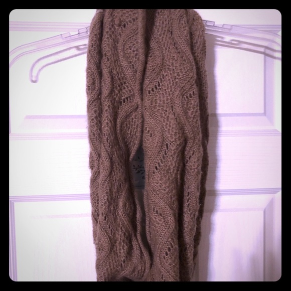 Infinity Scarf - Picture 1 of 1